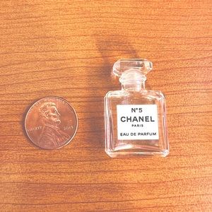 CHANEL Perfume Bottle Mini Charm Collectible
